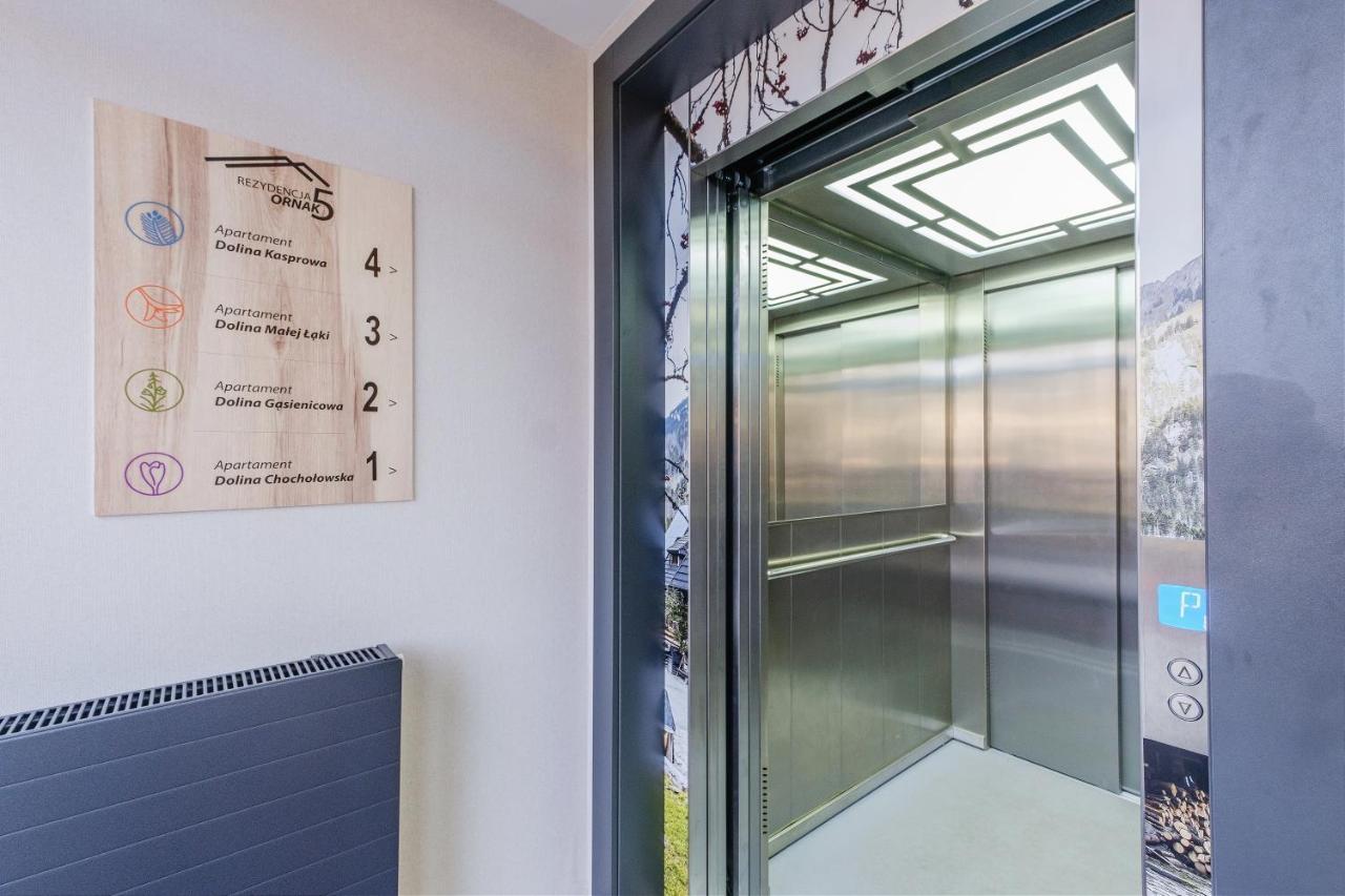 Rezydencja Ornak 5 - Stylowe Apartamenty Z Balkonami I Jacuzzi, 5 Min Pieszo Do Krupowek, Izby Podhalanskie Zakopane Esterno foto