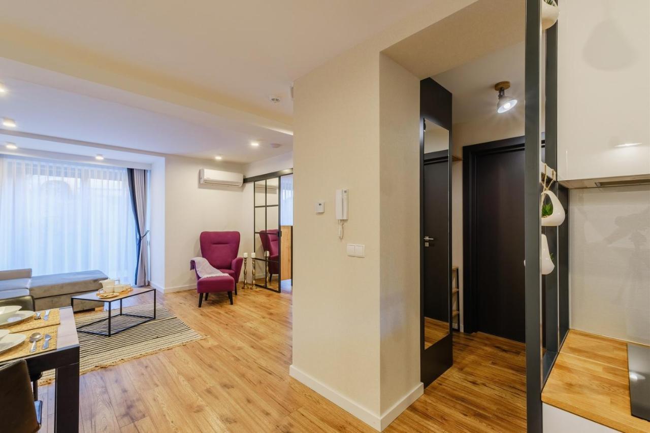 Rezydencja Ornak 5 - Stylowe Apartamenty Z Balkonami I Jacuzzi, 5 Min Pieszo Do Krupowek, Izby Podhalanskie Zakopane Esterno foto