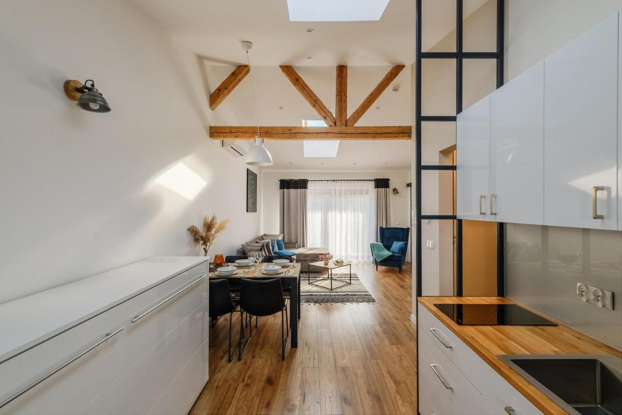Rezydencja Ornak 5 - Stylowe Apartamenty Z Balkonami I Jacuzzi, 5 Min Pieszo Do Krupowek, Izby Podhalanskie Zakopane Esterno foto